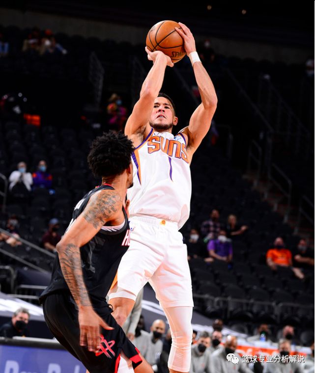 重磅！菲尼克斯太阳外线爆发备战意甲葡萄牙体育队长鼓劲备战欧联，里尔内部会议纪要流出——今晚防线松动的简单介绍